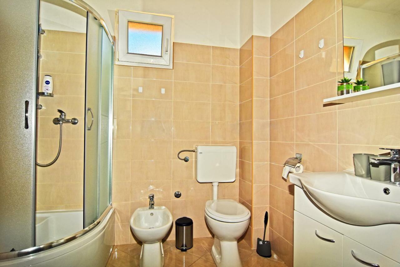 Apartman Nina Daire Zadar Dış mekan fotoğraf